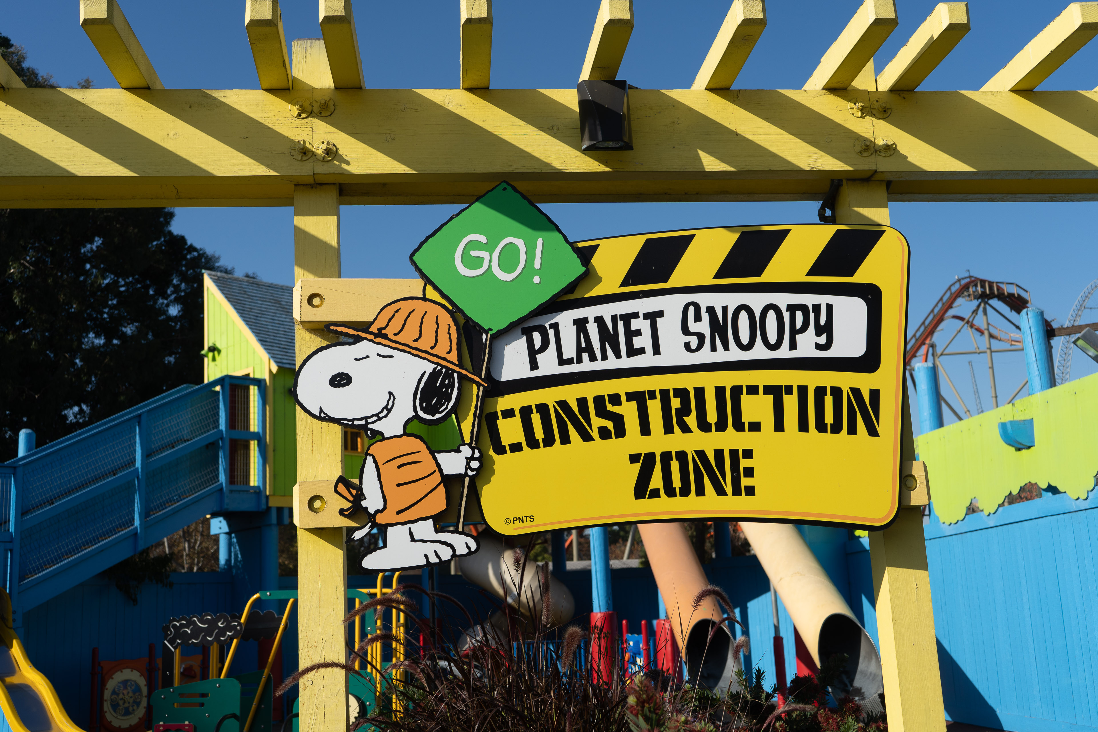 Planet Snoopy Construction Zone