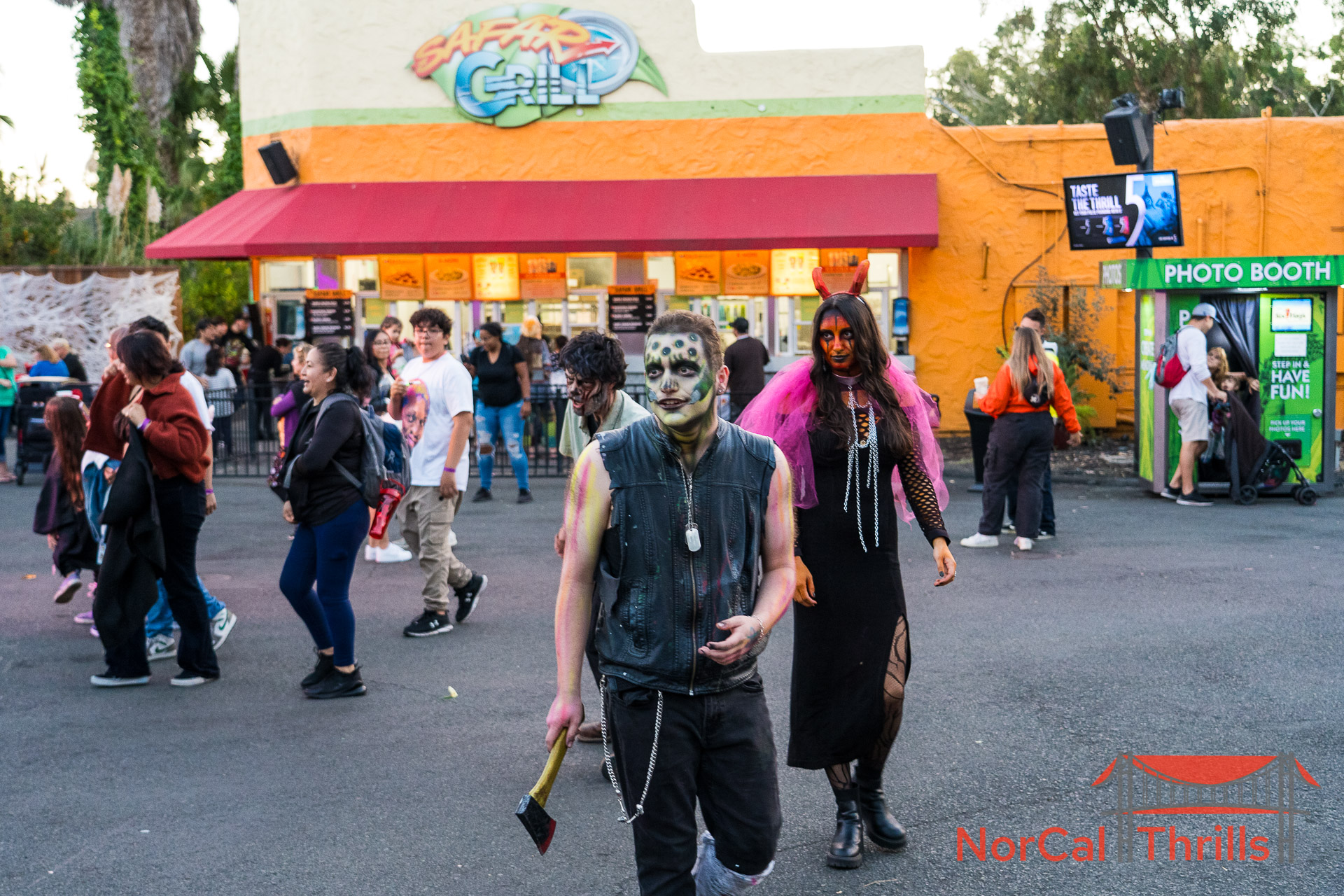 Fright Fest | Scare Zones
