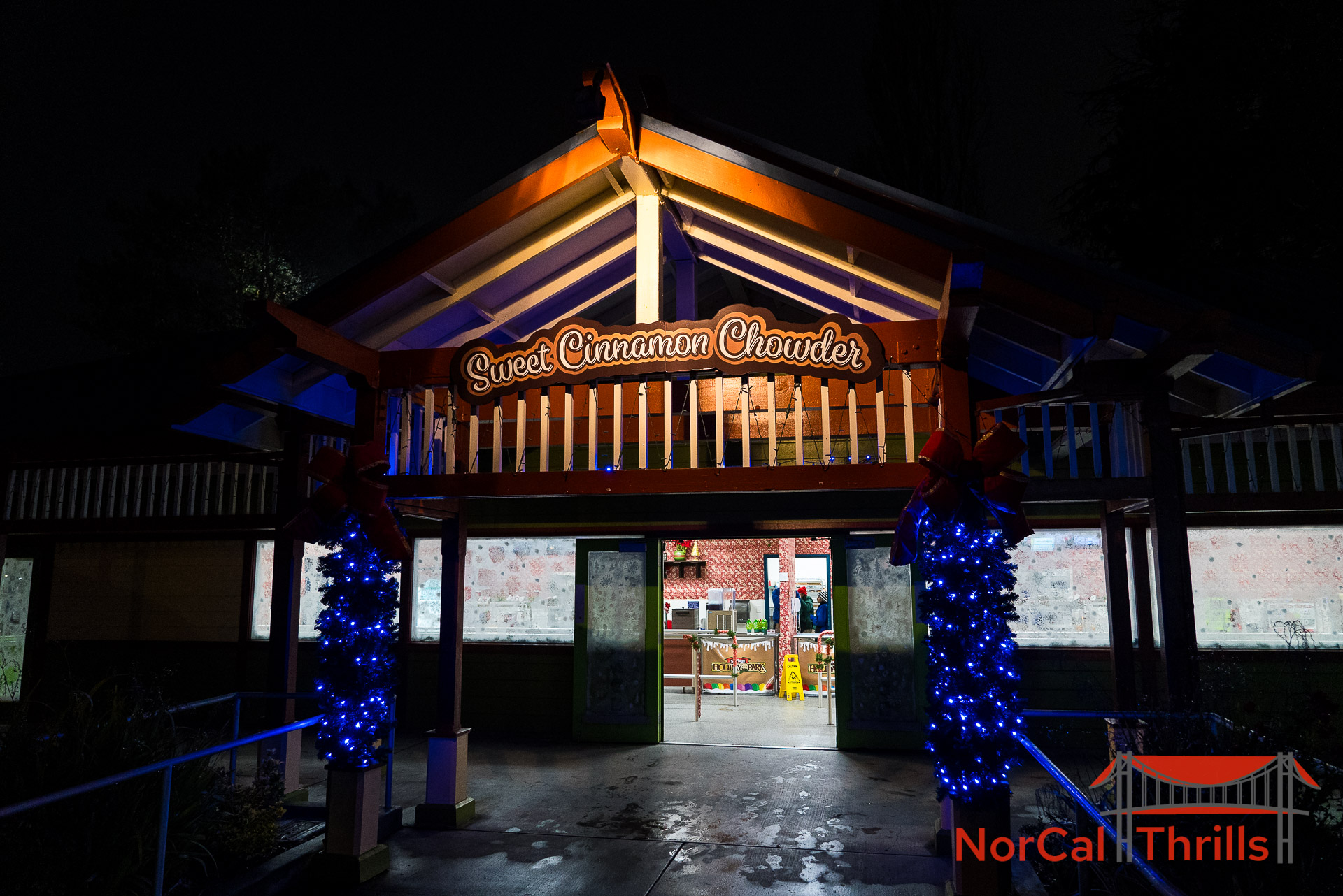 Holiday in the Park | Areas and Decorations