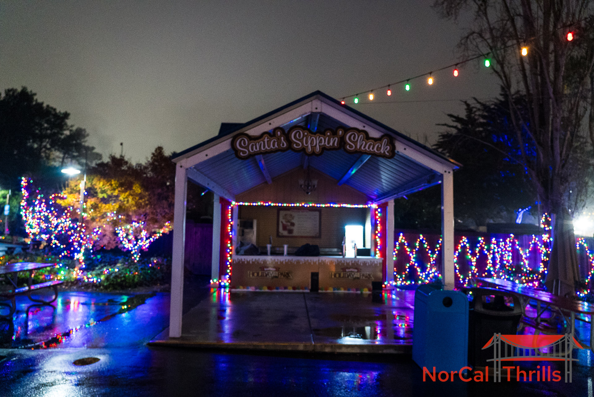 Holiday in the Park | Areas and Decorations